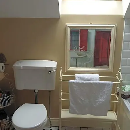 Lir Bed & Breakfast 3*